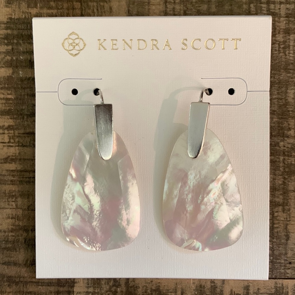 Kendra Scott Marty Silver Drop Earrings in Ivory Pearl